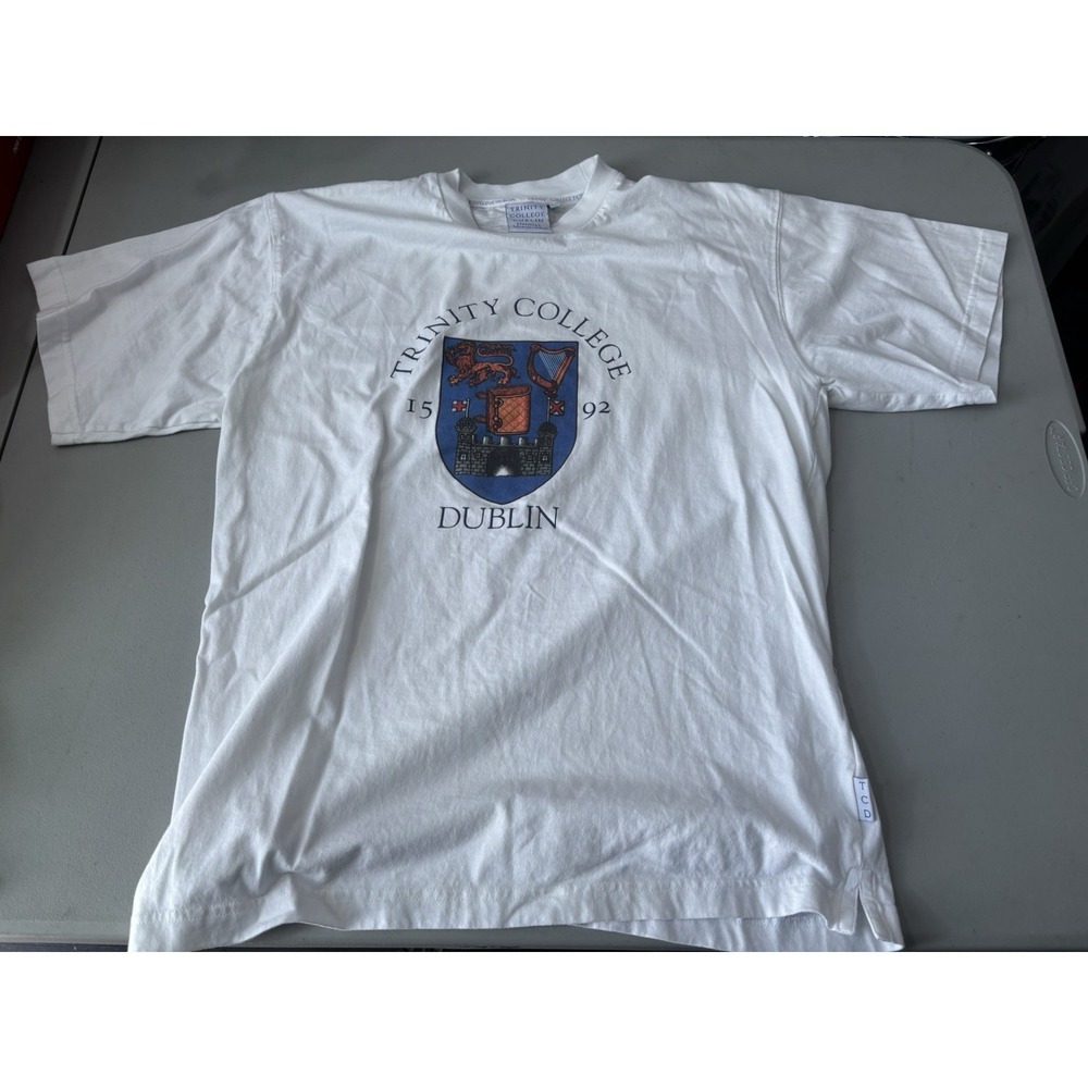 Vtg 90s Trinity College Dublin Ireland Graphic T-shirt Men's M White